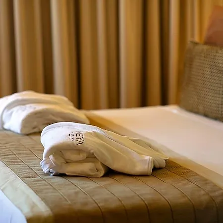Neya Hotel