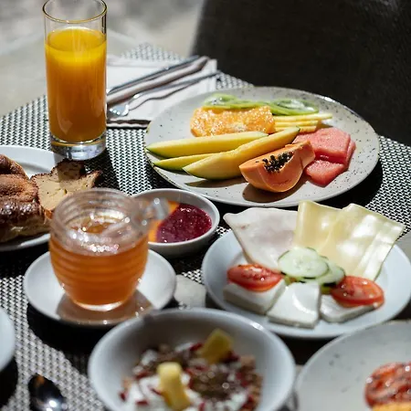 Neya Hotel