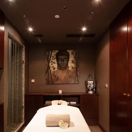 Hotel Neya 4*